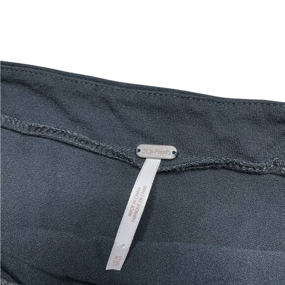 Free People Rock With It Black Embroidered Off-the-Shoulder Top Size XS - Picture 7 of 10